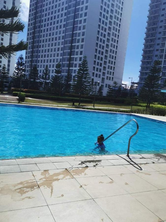 R&A Staycation At Wind Residence Tagaytay City Extérieur photo